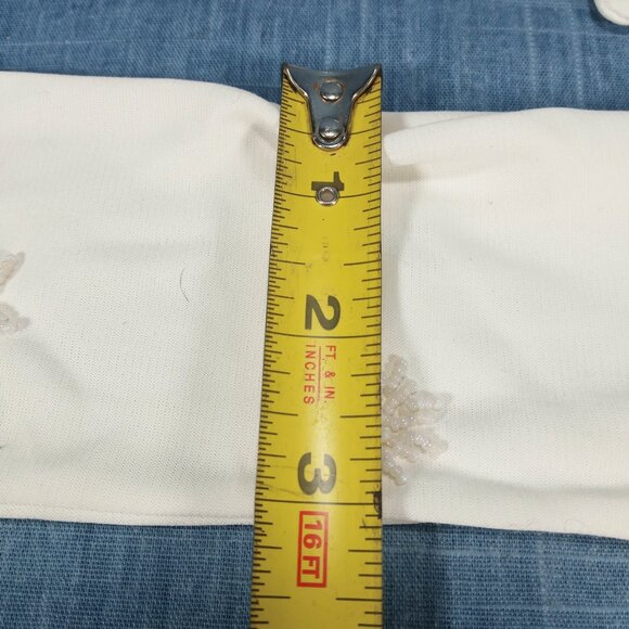 1940s White Mid Length Gloves with White Beaded Floral Detail by Harilela's - Picture 6 of 7